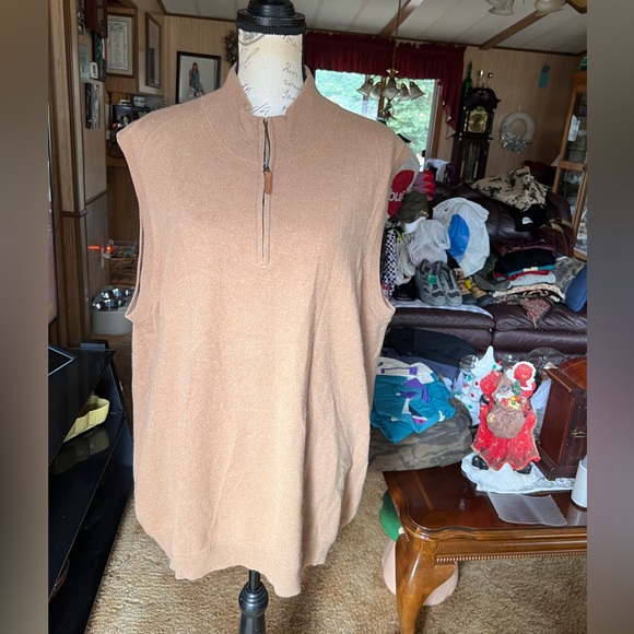 Men’s John W. Nordstrom 100% Cashmere tan half zip sweater vest. - Picture 16 of 16